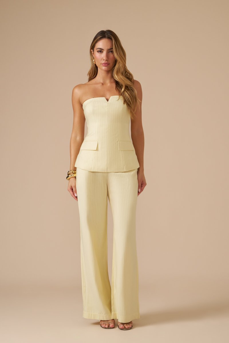 Calça Risca de Giz Marielly | Sofisticada e Atemporal | Chuá Brand